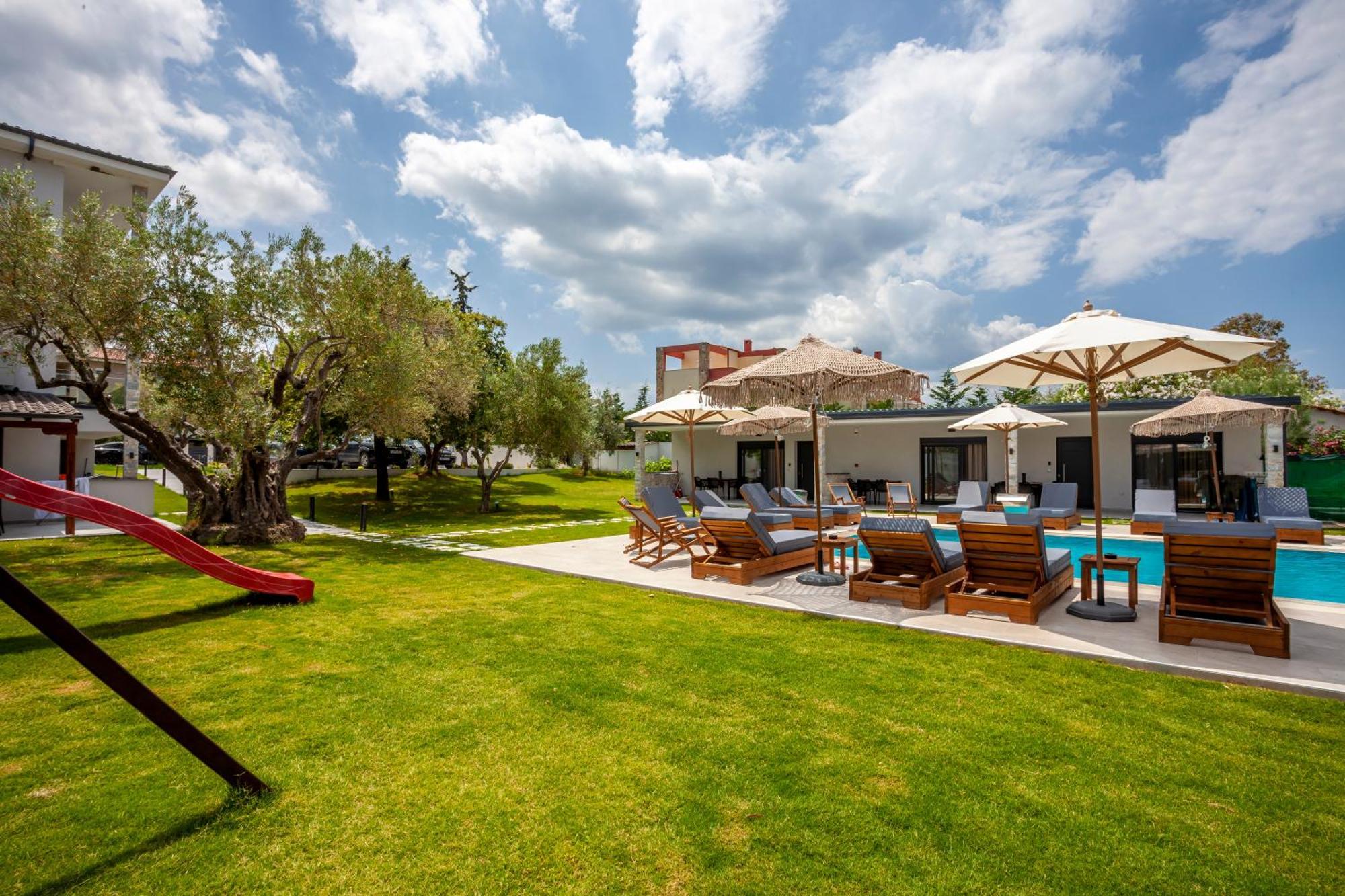 Olia Seaside Residence 120M From The Beach Pefkochori Exterior foto